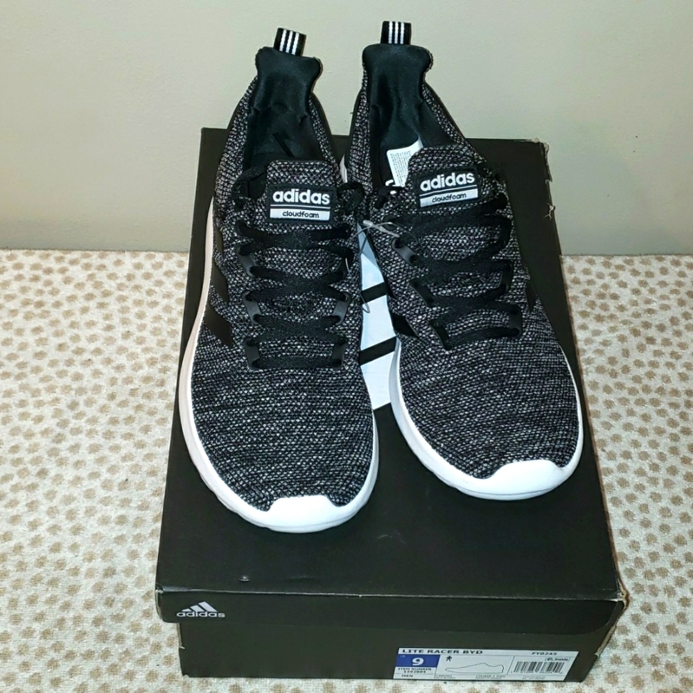 Adidas Cloudfoam Comfort, Breathable, lite Racer Made with Earth Friendly  Mater